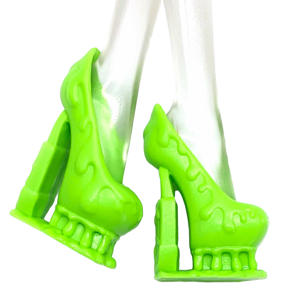 Monster High Ice Scream Ghouls Clawdeen Wolf Doll Replacement Green Shoes