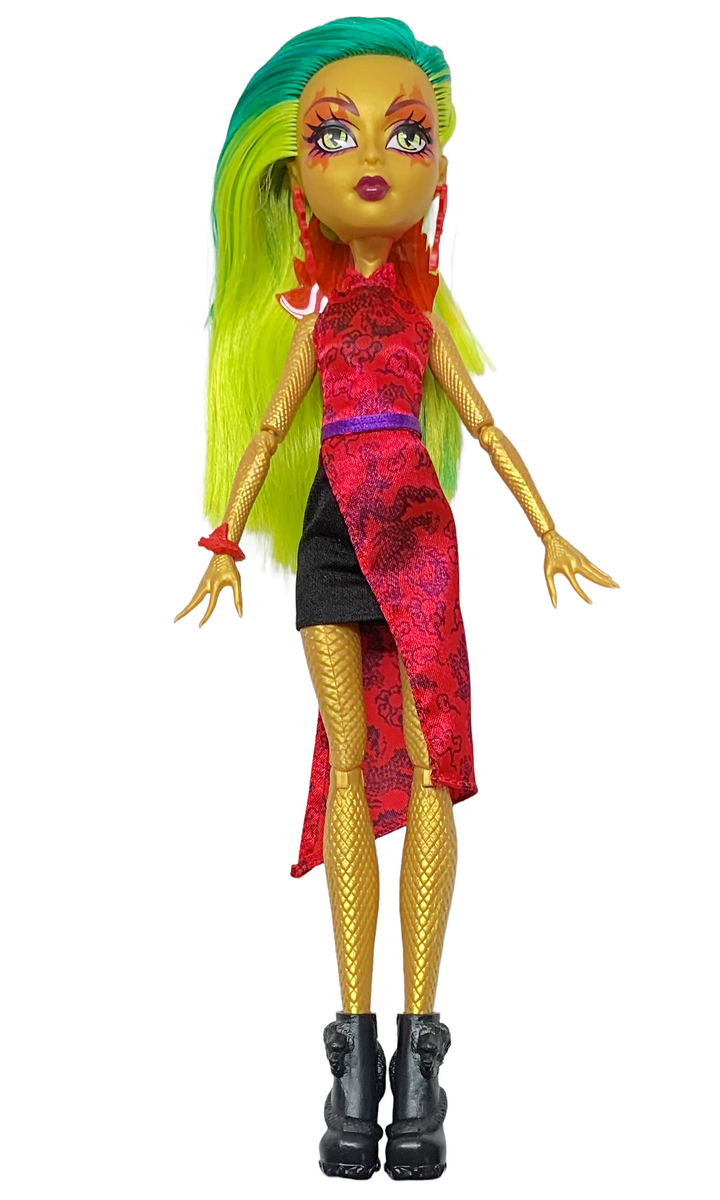 Monster high top jinafire doll