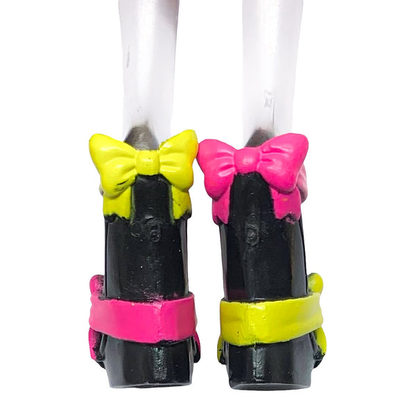 Monster High Gloom Beach Draculaura Doll Replacement Pink & Yellow Bow Shoes