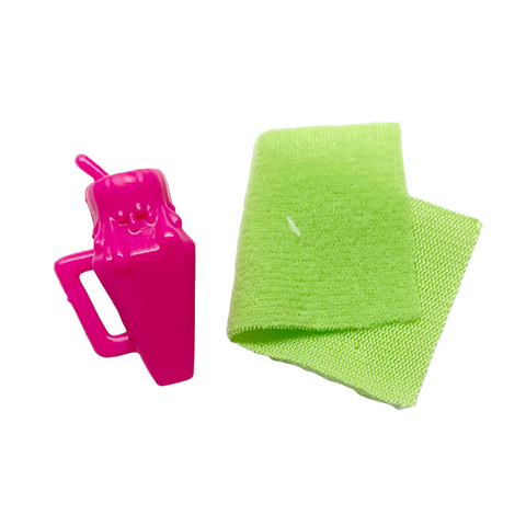 Monster High Venus McFlytrap Casketball Doll Replacement Pink Drink Bottle & Towel Set